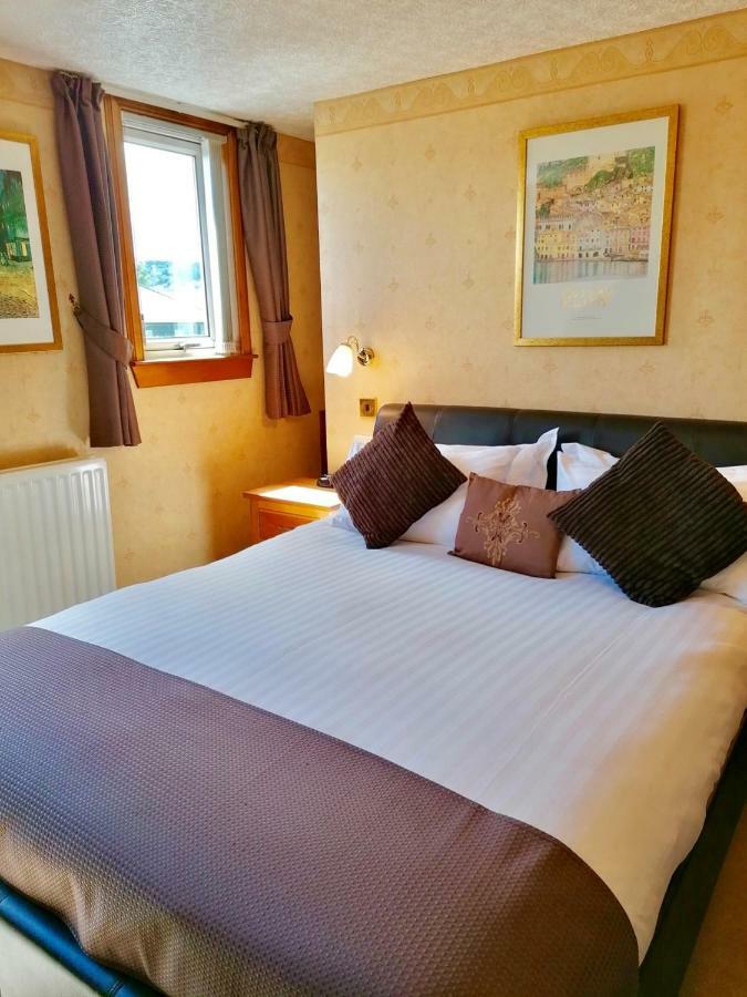 Lyndon Guest House Инвернес Екстериор снимка